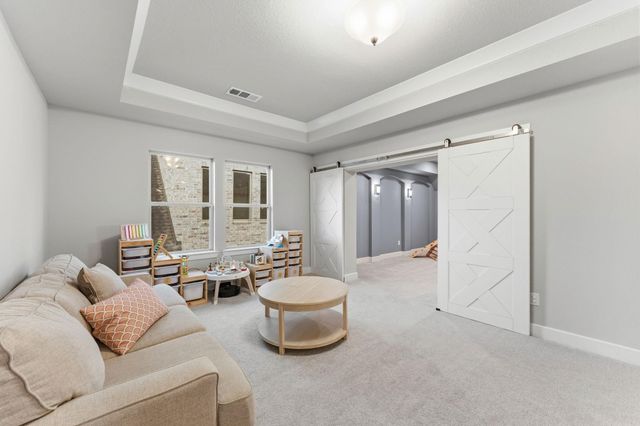 118 N Winter Sunrise Circle, The Woodlands, TX 77375