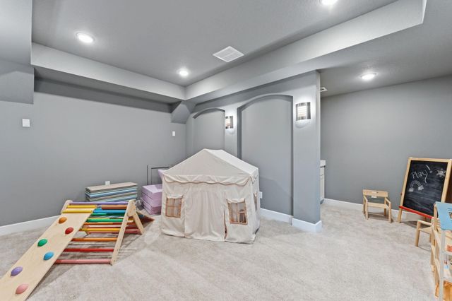 118 N Winter Sunrise Circle, The Woodlands, TX 77375