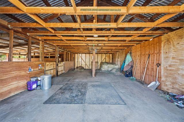 17837 Coyote Lane, Anderson, CA 96007