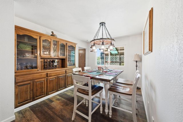 17837 Coyote Lane, Anderson, CA 96007