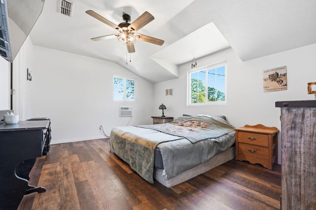 17837 Coyote Lane, Anderson, CA 96007