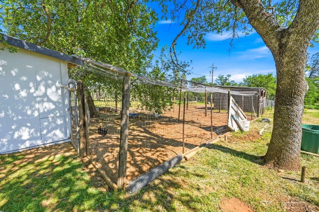 17837 Coyote Lane, Anderson, CA 96007