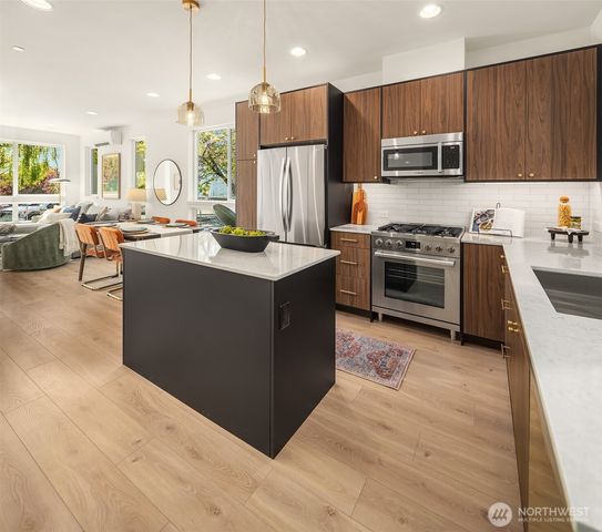 972 NW 54th Street, Seattle, WA 98107