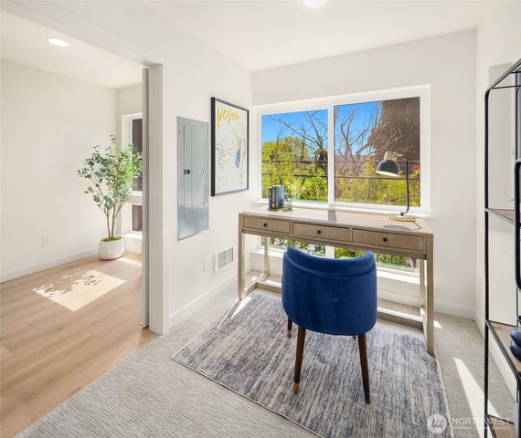 972 NW 54th Street, Seattle, WA 98107