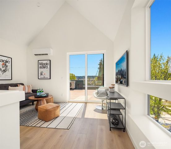 972 NW 54th Street, Seattle, WA 98107