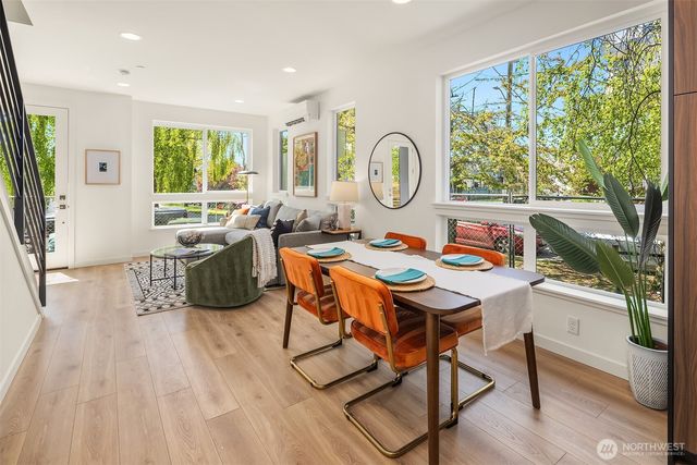 972 NW 54th Street, Seattle, WA 98107