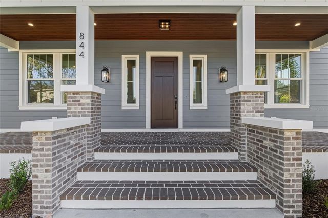 844 26TH AVENUE N, St Petersburg, FL 33704