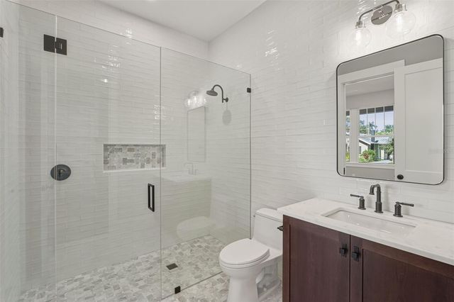 844 26TH AVENUE N, St Petersburg, FL 33704