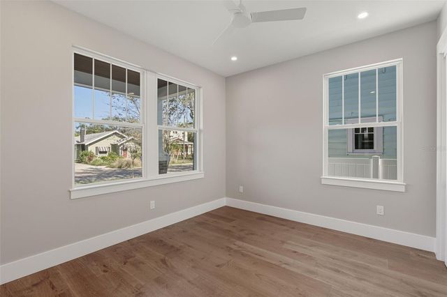 844 26TH AVENUE N, St Petersburg, FL 33704