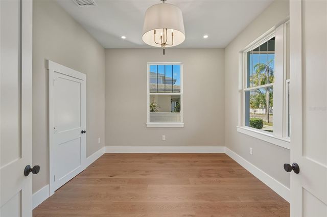 844 26TH AVENUE N, St Petersburg, FL 33704