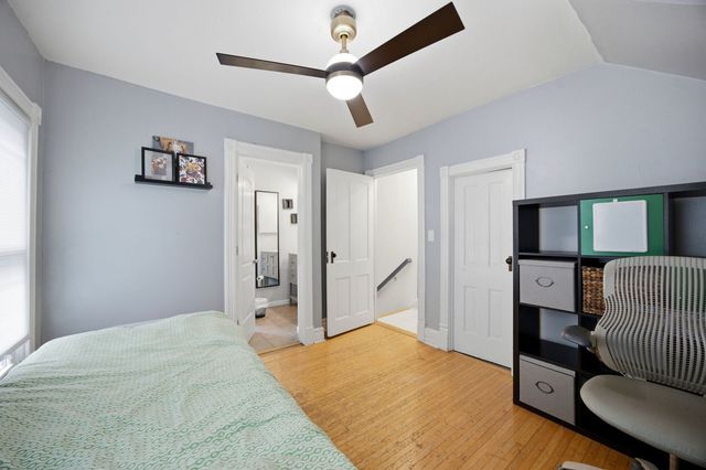 602 S 5th Avenue, St. Charles, IL 60174