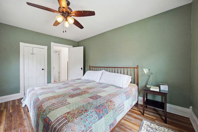 602 S 5th Avenue, St. Charles, IL 60174