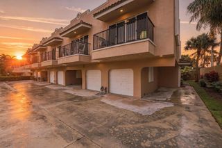 2049 SE 6th Street F, Deerfield Beach, FL 33441