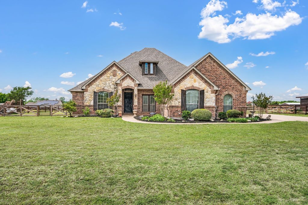 13851 Megan Drive, Justin, TX 76247