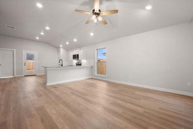 2307 133rd Street, Lubbock, TX 79423