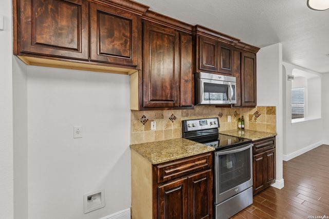 11622 Claunch, Helotes, TX 78023