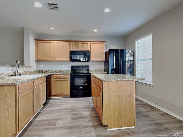 160 Hinge, Cibolo, TX 78108