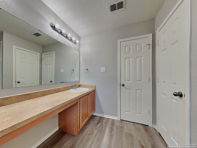 160 Hinge, Cibolo, TX 78108
