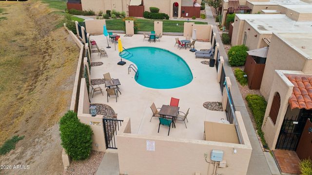 1035 E NORTHERN Avenue, Phoenix, AZ 85020