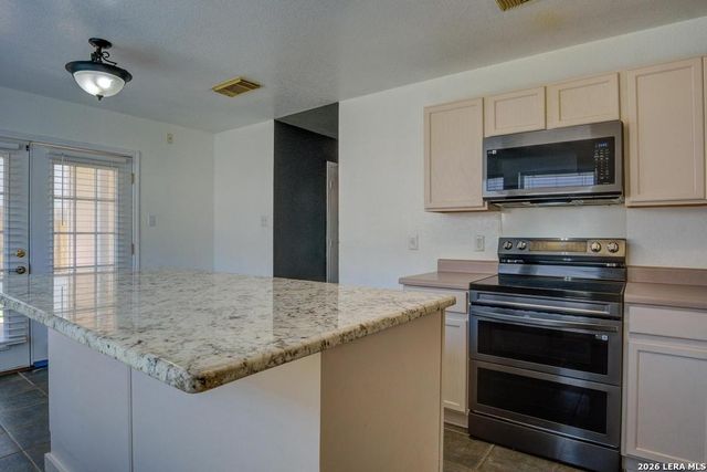 10139 Ranger Cyn, San Antonio, TX 78251