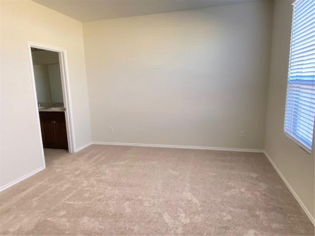 200 Kildeer PASS, Jarrell, TX 76537