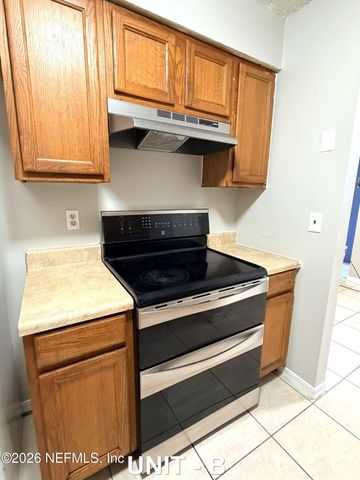 460 BENTWOOD Lane, Orange Park, FL 32073