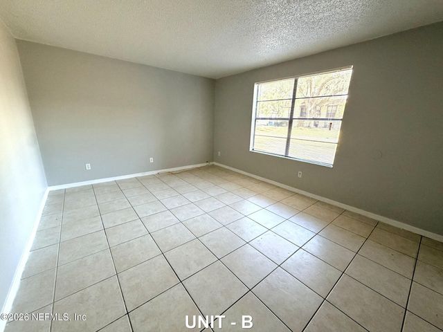 460 BENTWOOD Lane, Orange Park, FL 32073