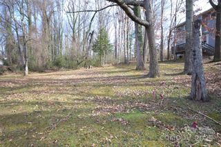 99999 London Road, Asheville, NC 28803