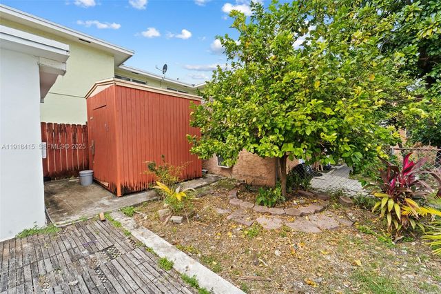 634 SW 10th Ave, Miami, FL 33130