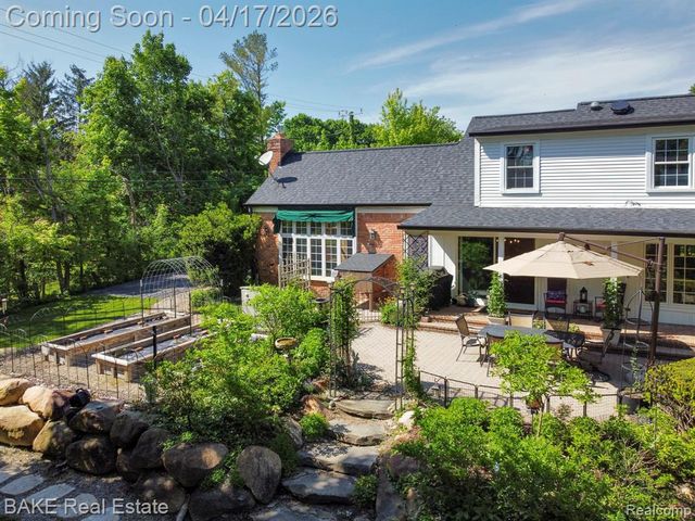 46287 Pickford Street, Northville, MI 48168