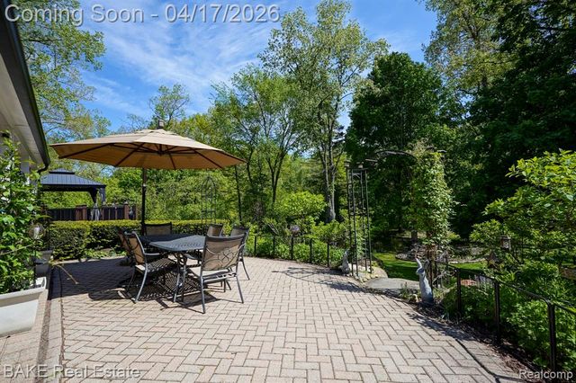 46287 Pickford Street, Northville, MI 48168