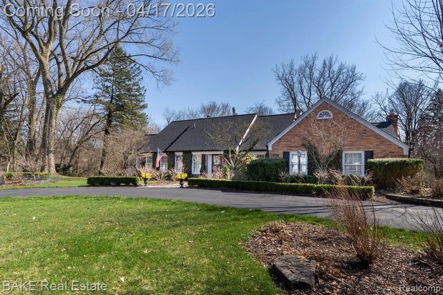 46287 Pickford Street, Northville, MI 48168