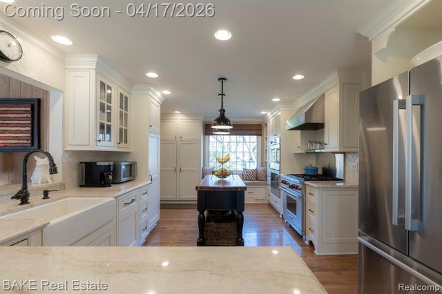 46287 Pickford Street, Northville, MI 48168