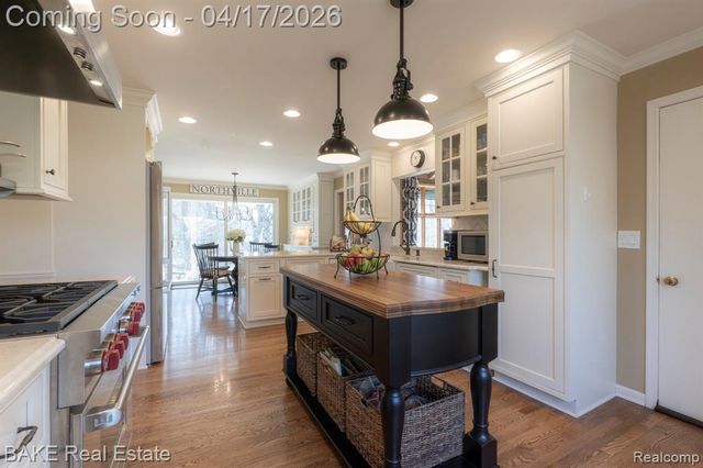 46287 Pickford Street, Northville, MI 48168
