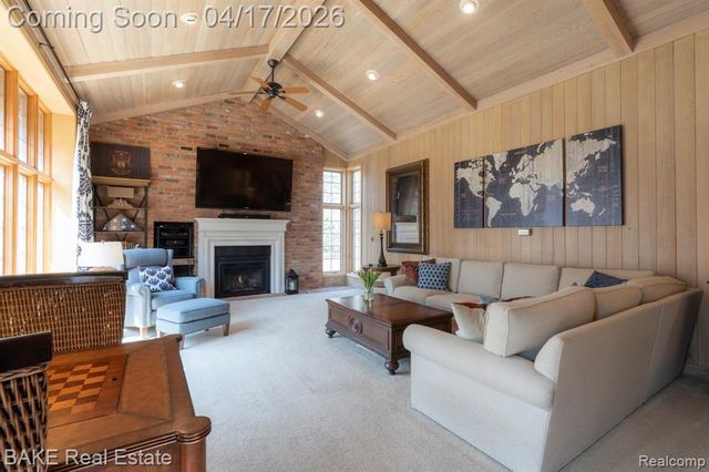 46287 Pickford Street, Northville, MI 48168