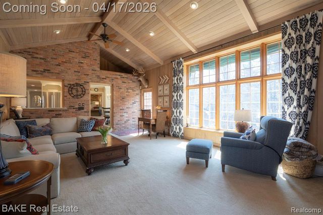 46287 Pickford Street, Northville, MI 48168
