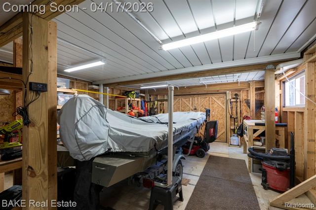 46287 Pickford Street, Northville, MI 48168