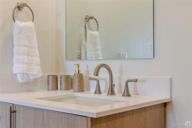 5256 N Federal Boulevard 219, Denver, CO 80221