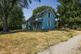 220 N Railroad Street, Whiteland, IN 46184