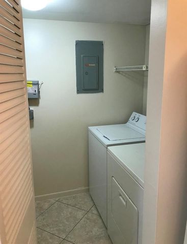 117 LAKE PINE Circle A-1, Greenacres, FL 33463