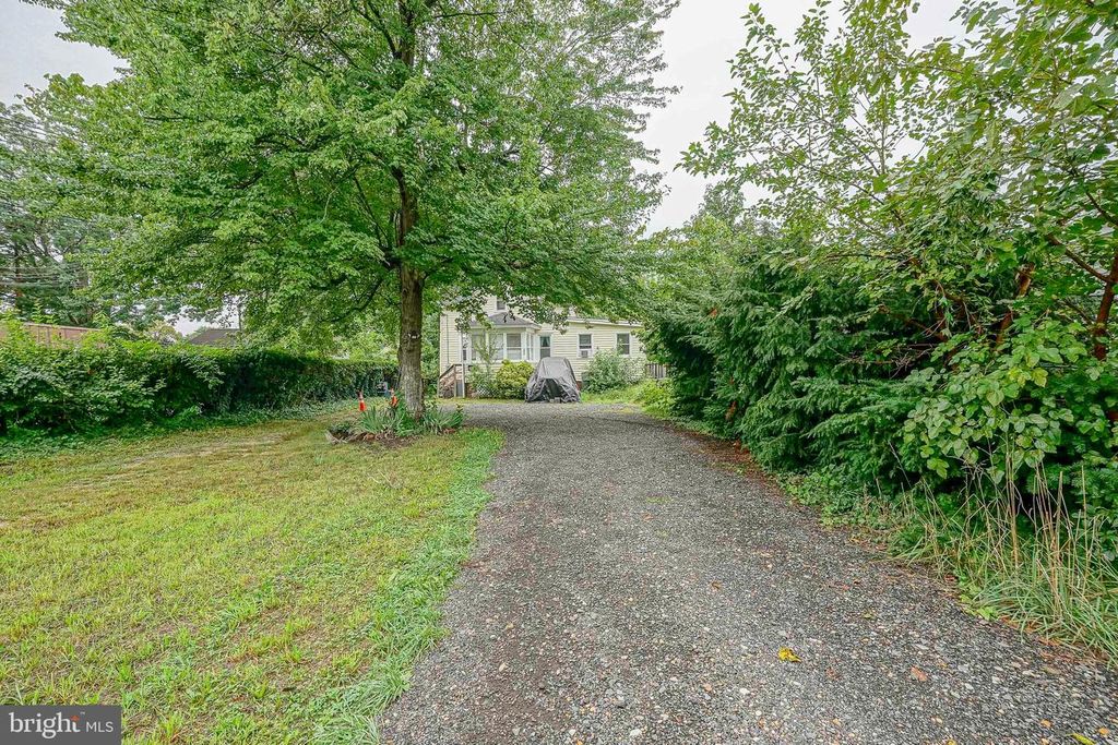 204 N 8TH ST, VINELAND, NJ 08360 — exterior