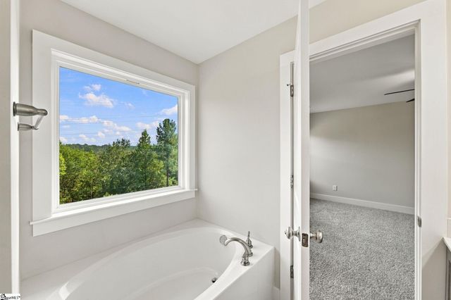 517 Glendon Street, Greer, SC 29651