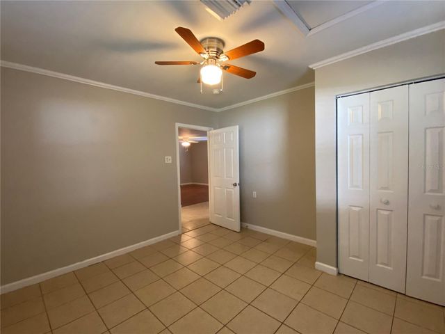 16131 WALLACE STREET, Umatilla, FL 32784