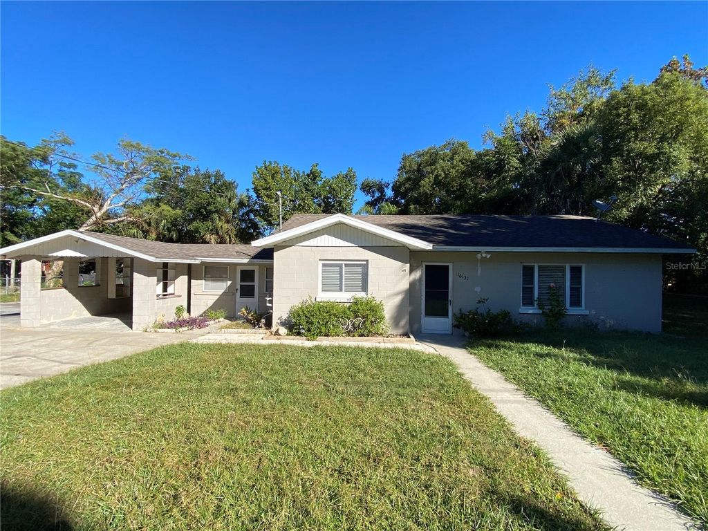 16131 WALLACE STREET, Umatilla, FL 32784