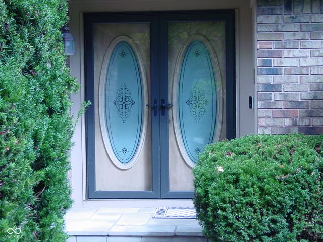 803 Oak Court, Greenfield, IN 46140