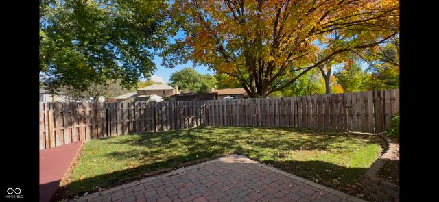 803 Oak Court, Greenfield, IN 46140