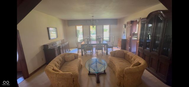 803 Oak Court, Greenfield, IN 46140