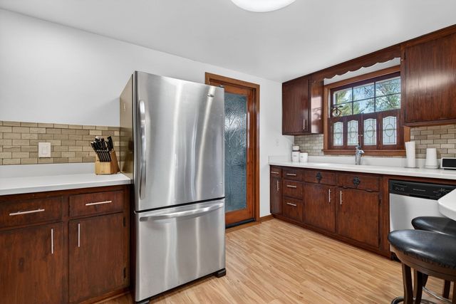 451 Colorado Avenue, Aurora, IL 60506