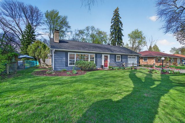 451 Colorado Avenue, Aurora, IL 60506