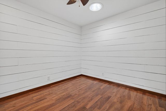 451 Colorado Avenue, Aurora, IL 60506